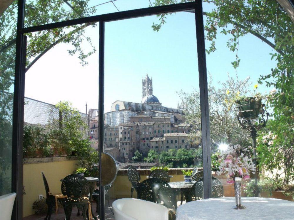 Bed and Breakfast Residenza d'Epoca Campo Regio Relais Siena Esterno foto